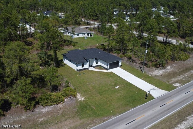 Building Photo - 3315 Sunshine Blvd N
