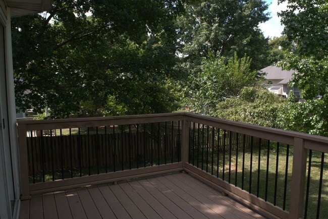 Building Photo - 309 Grampian Dr