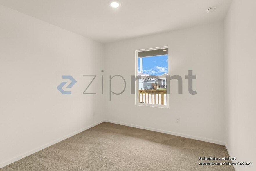 Building Photo - 6163 Bayberry Brk