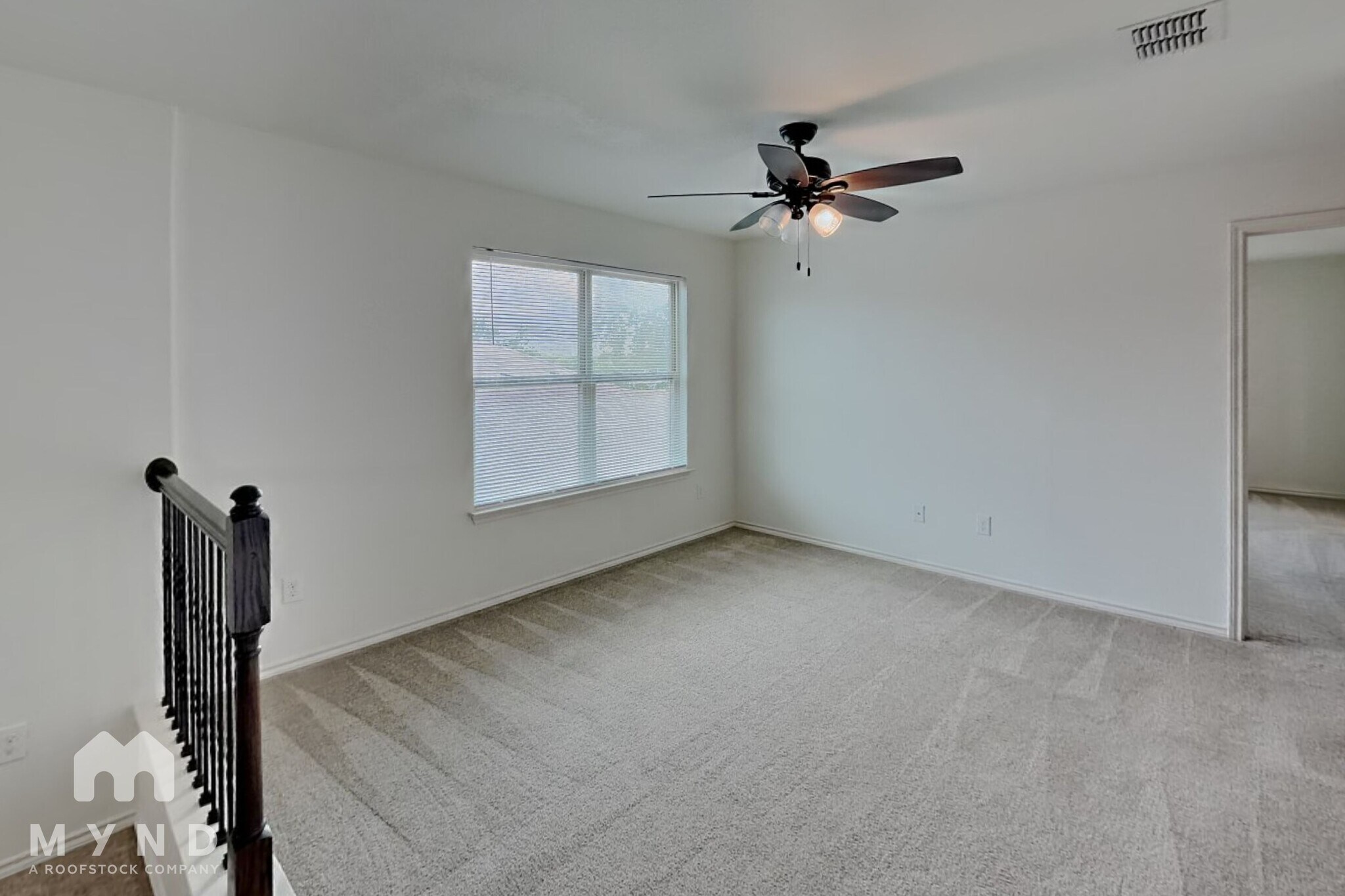 Building Photo - 440 Stonebrook Dr