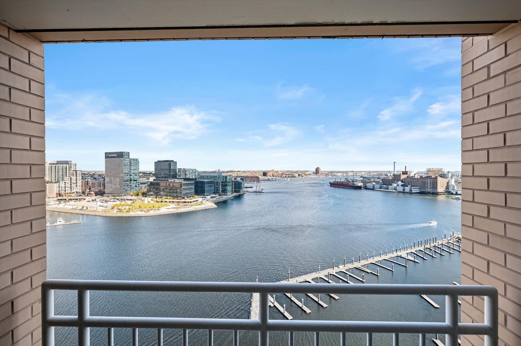 Building Photo - 100 Harborview Dr