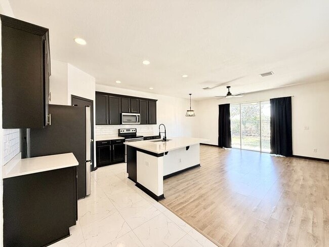 Building Photo - 4978 White Sanderling Ct