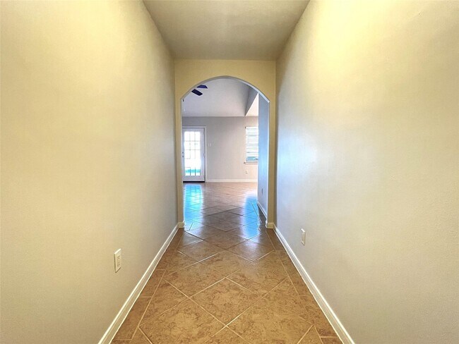 Building Photo - 6102 McKinstry Blvd