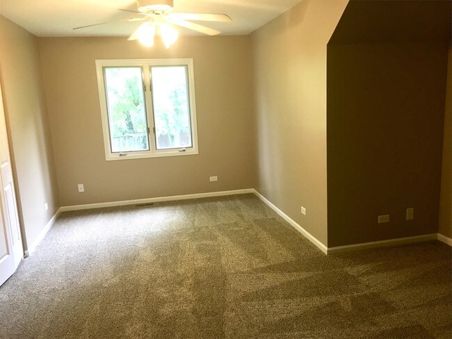 Building Photo - 761 Cynthia Dr