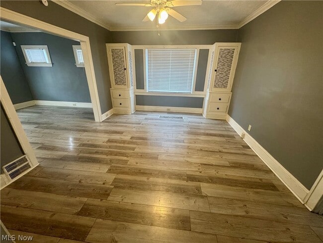 Building Photo - 839 Lecona Dr