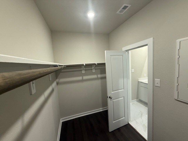 Building Photo - 12135 Ridge Top Dr