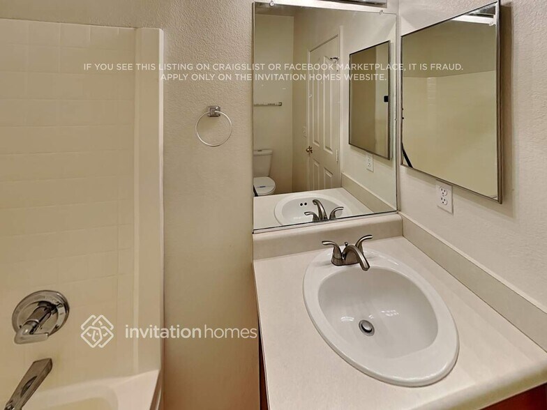 Building Photo - 33067 N Sonoran Trail