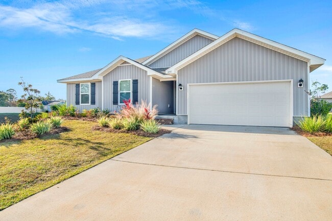 Primary Photo - 2022 Built 4 Bed/2 Bath Smart-Home within ...