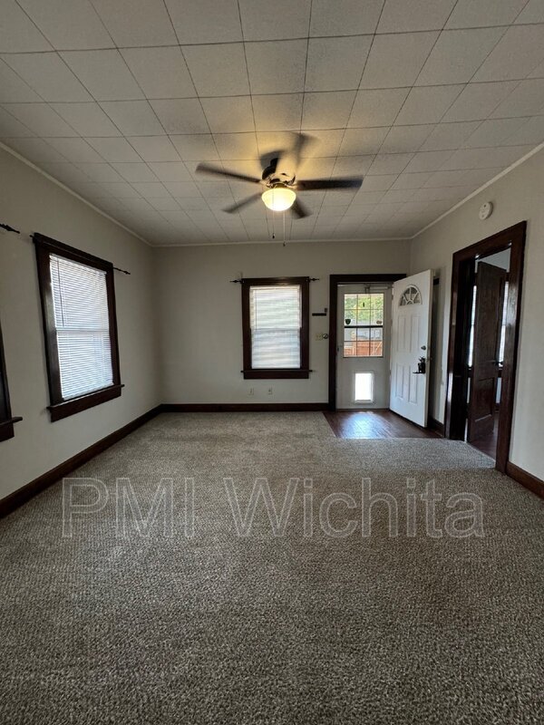 Building Photo - 1556 S Palisade St