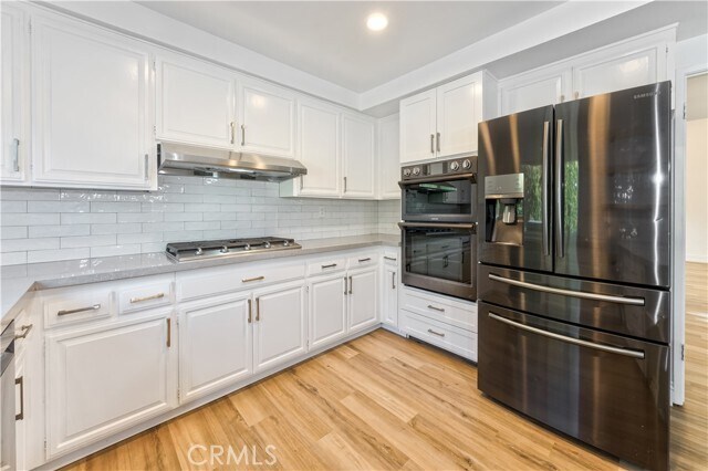 Building Photo - 25572 La Mirada St