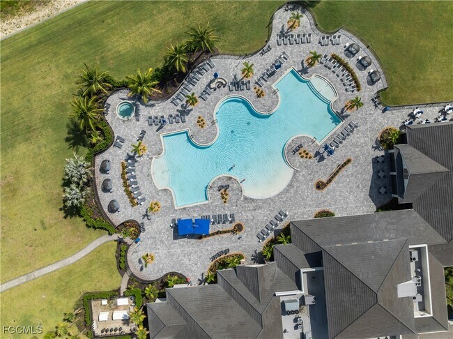 Building Photo - 19001 Aqua Shore Dr