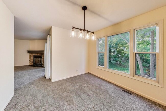 Building Photo - 534 River Front Cir