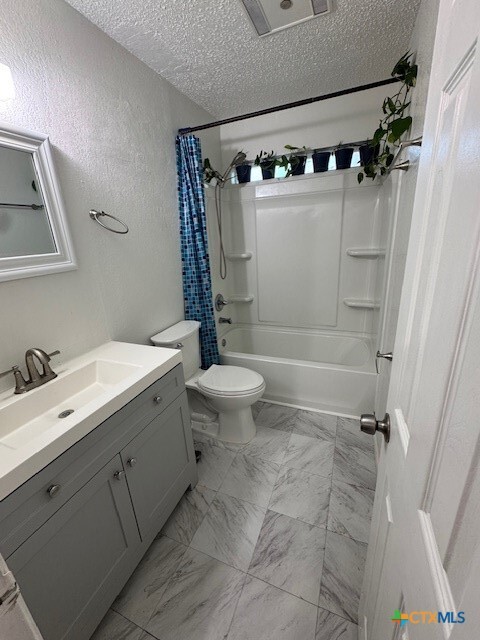 Building Photo - 2409 Botanical Dr