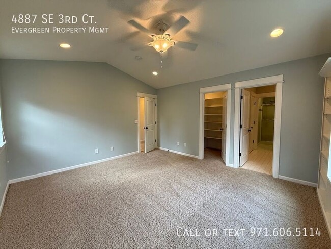 Building Photo - 4887 SE 3rd Ct