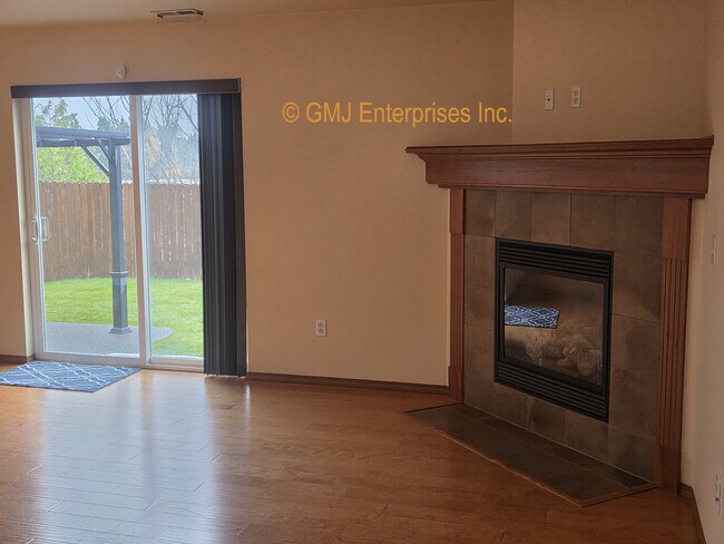 Building Photo - 9912 198th Ave Ct E