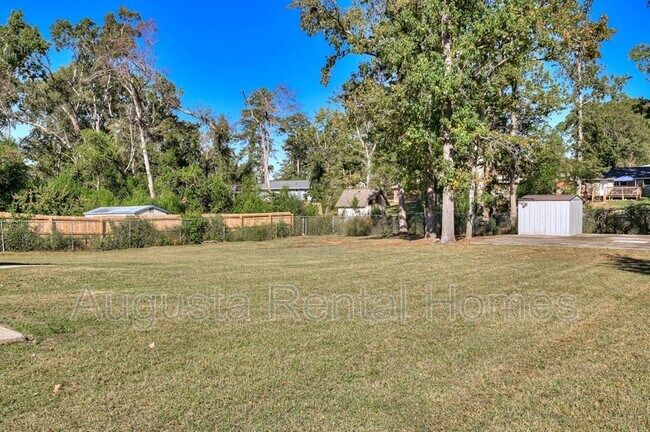 Building Photo - 4505 Colonial Rd