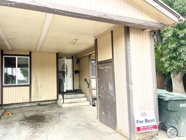 Building Photo - 3079 Lehman Ave