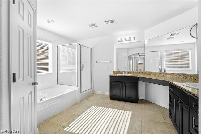 Building Photo - 1148 Pine Cove Ct