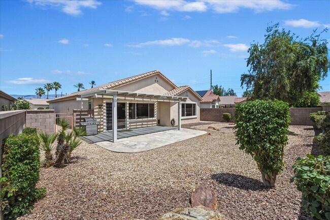 Building Photo - 78969 Lavender Cir