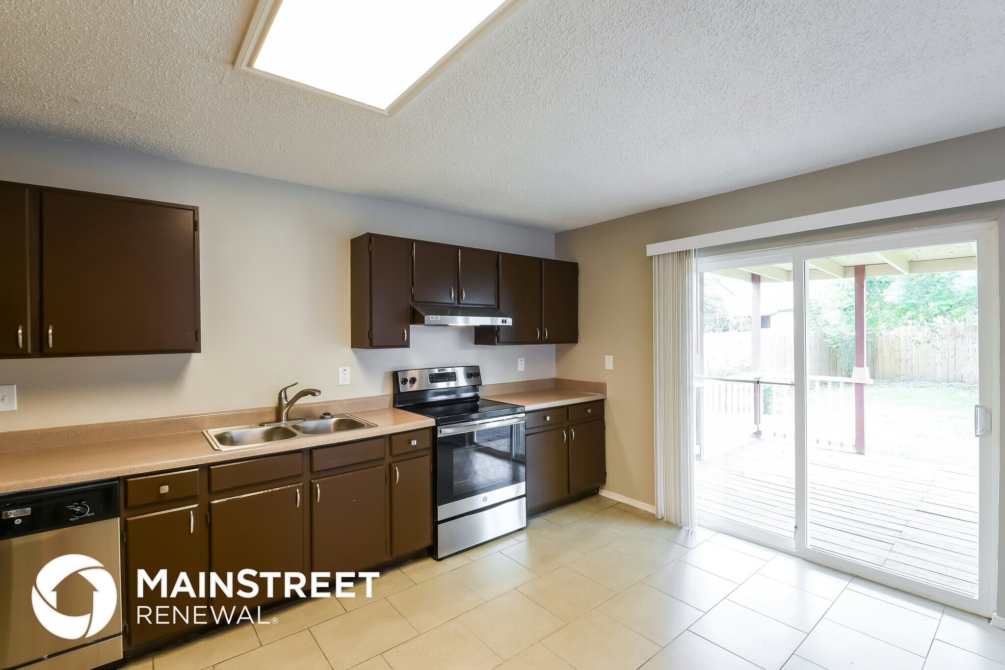 Building Photo - 6522 Beech Trail Dr