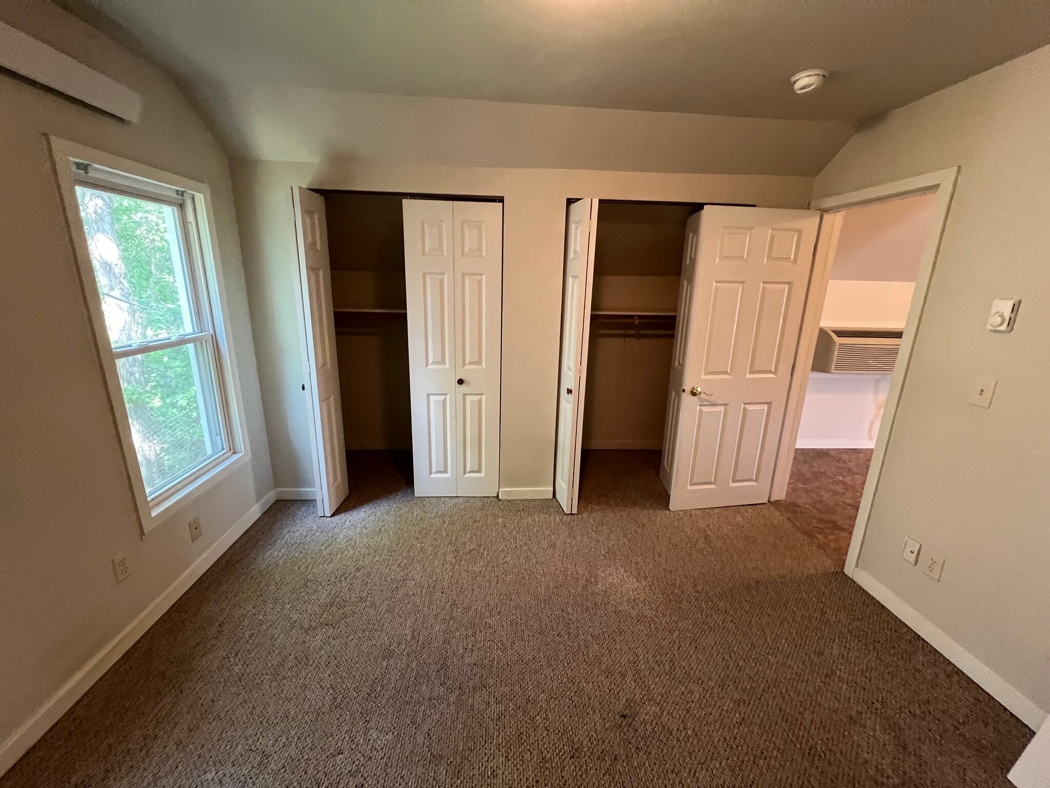 Building Photo - 310 Ash St