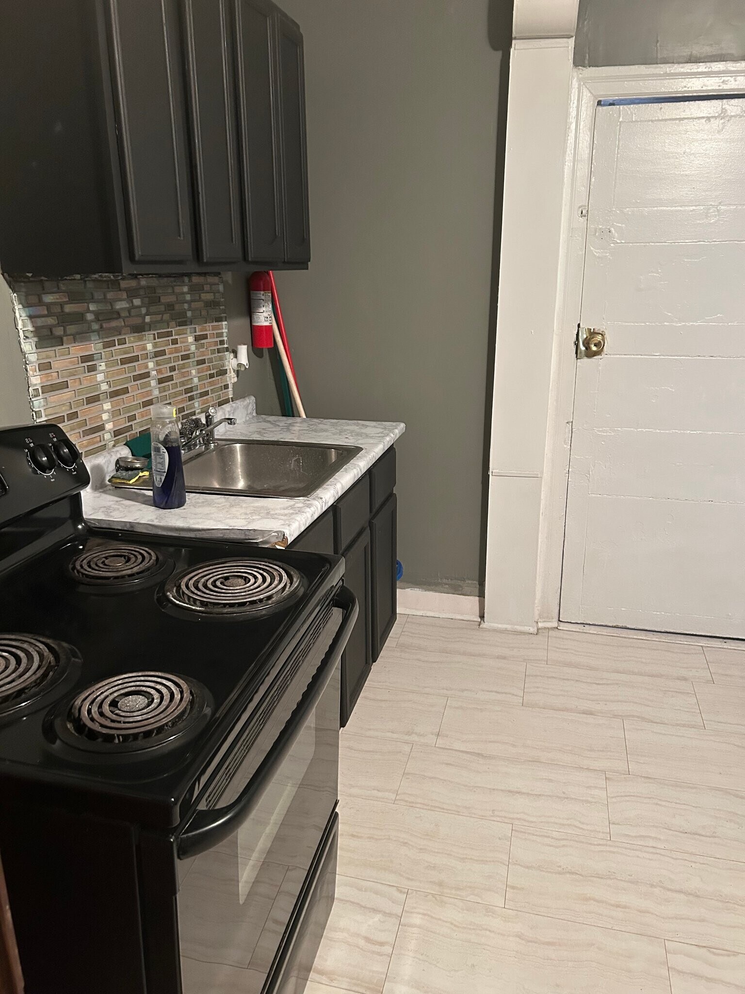 Building Photo - 1315 S Hicks St