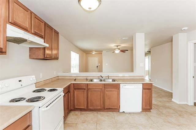 Building Photo - 706 Lloyd St