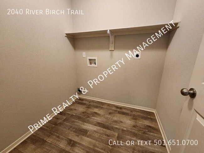 Building Photo - 2040 River Birch Trl