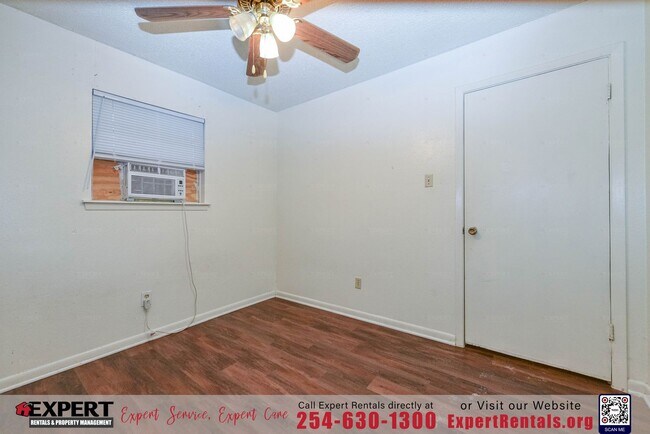 Building Photo - 205 W Avenue A