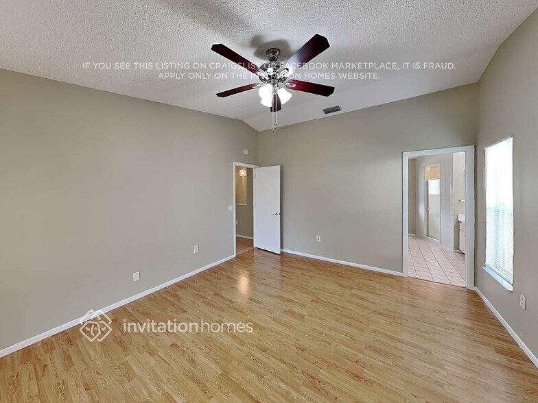 Building Photo - 2275 Cork Oak St W