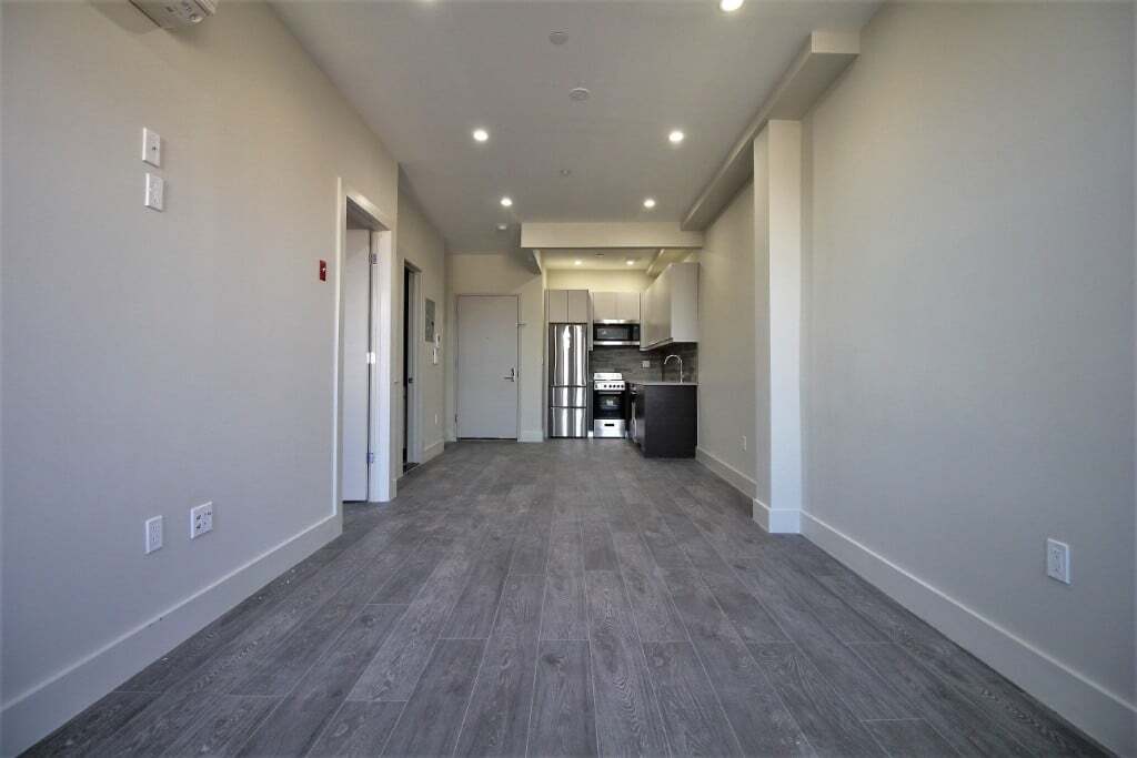 Building Photo - NEW 1 Bed in Prospect Park South!
