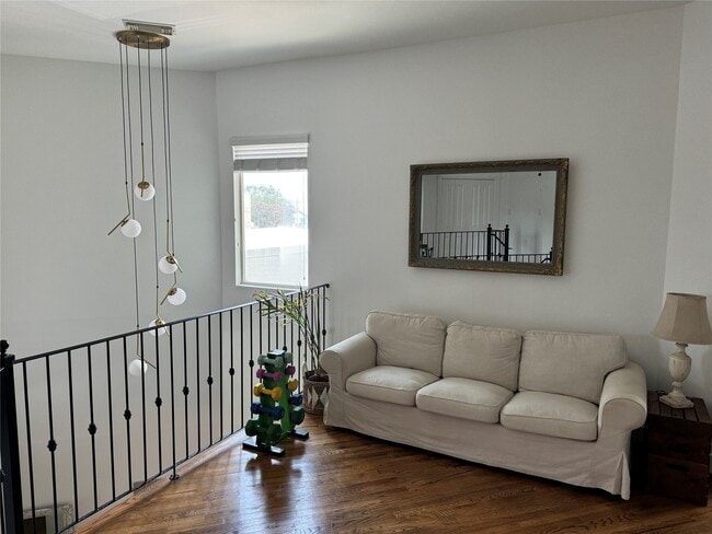 Building Photo - 4912 Rose St