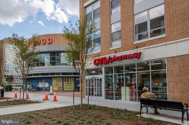 Building Photo - 4201 Cathedral Ave NW