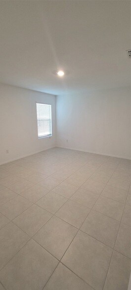 Building Photo - 2636 Turtle Dove Dr