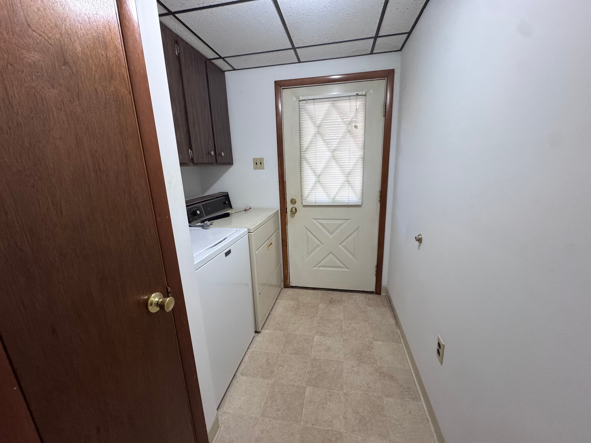 Building Photo - 36 Wilkes Ln
