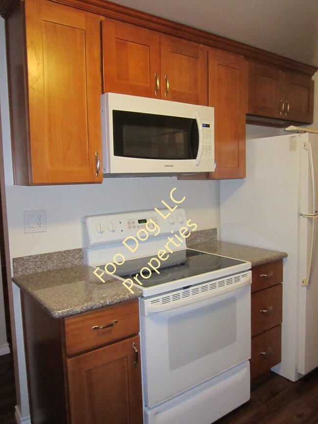 Building Photo - 6670 SW Princess