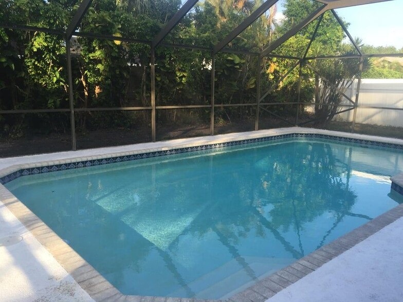 Building Photo - 4135 Bay Laurel Way