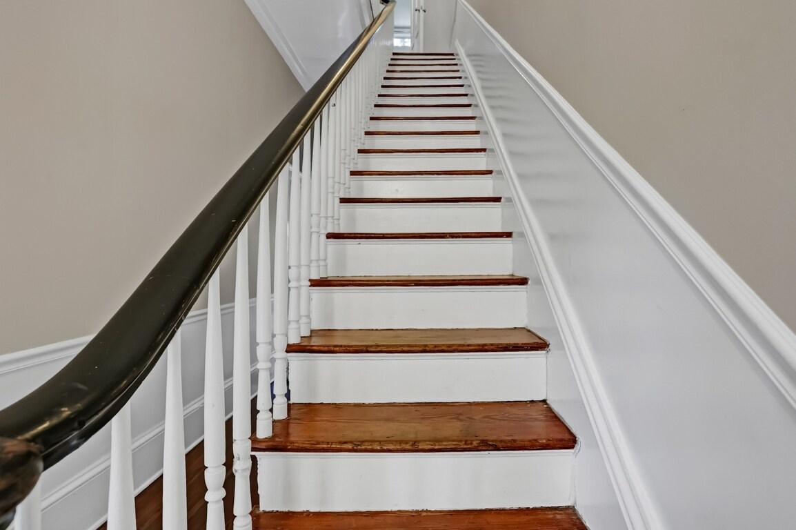 Building Photo - 403 Tattnall St