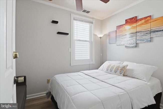 Building Photo - 5015 22nd St N