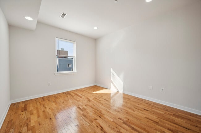 Bedroom - 2638 Federal St