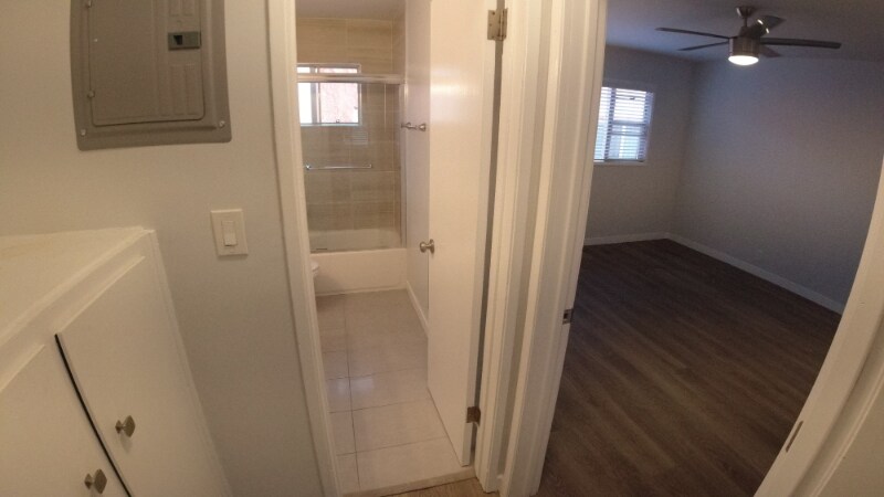 Building Photo - 750 Hayworth Ave