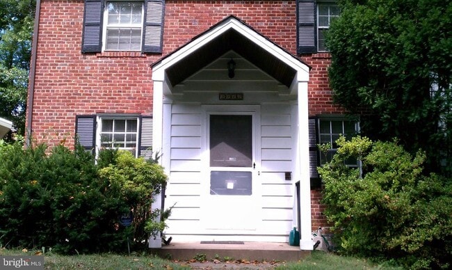 Building Photo - 9412 Columbia Blvd