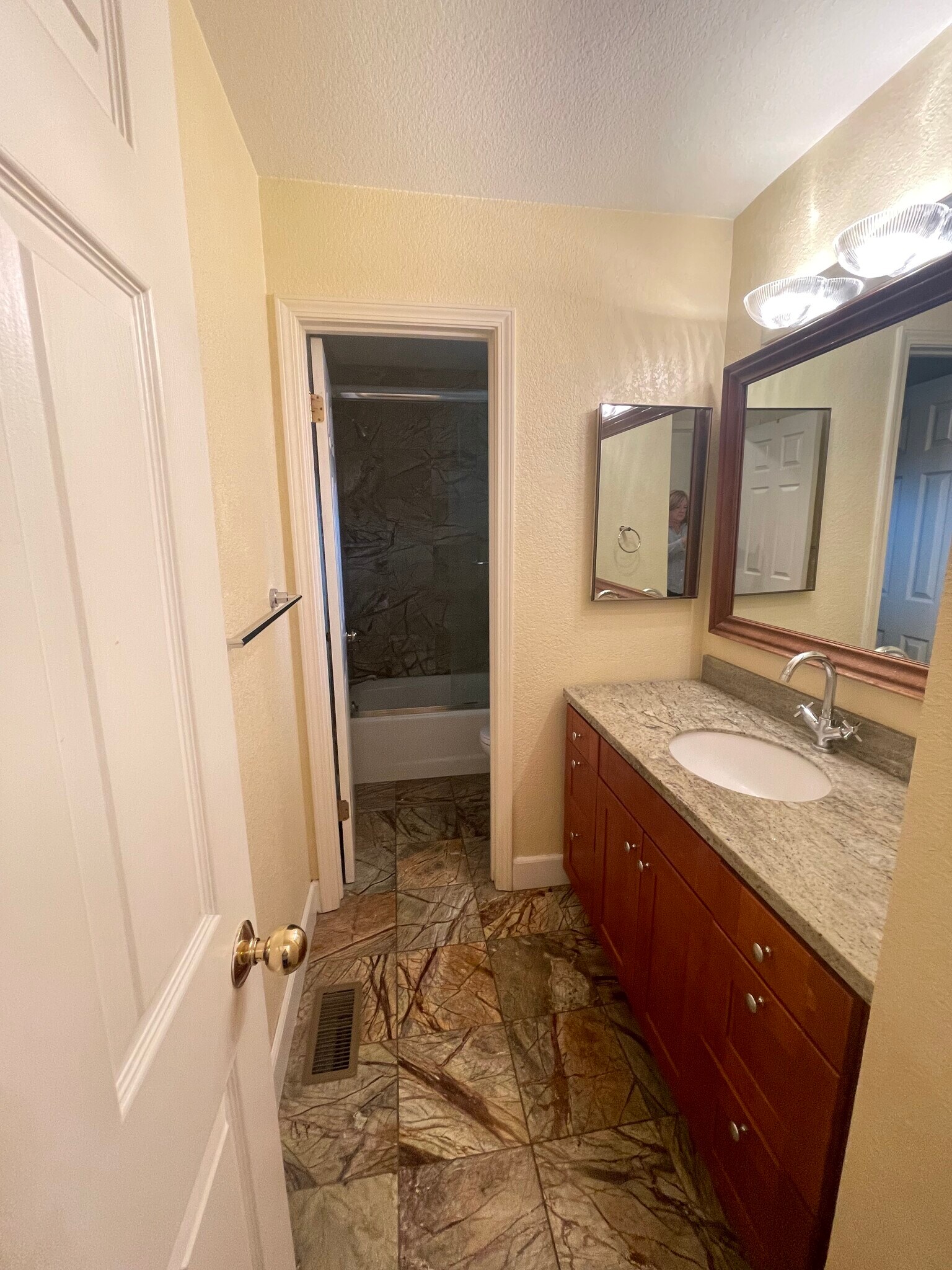 Hall bathroom 2 - 205 East Sierra Avenue