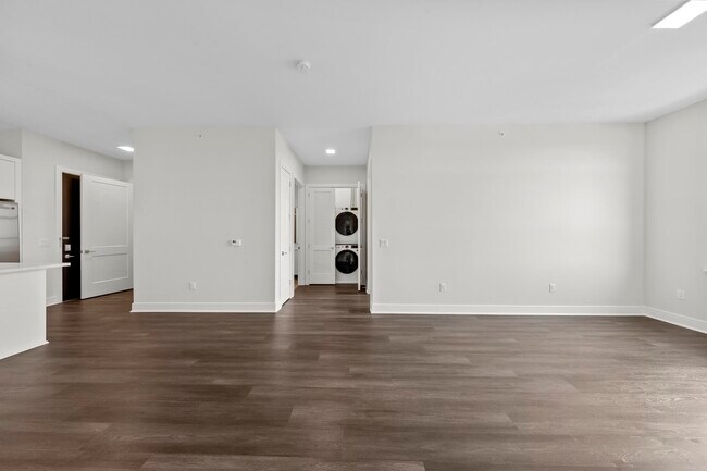 Building Photo - 121 34th St