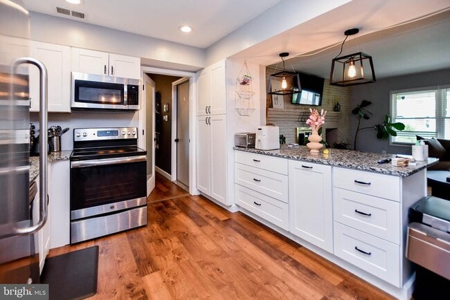 Building Photo - 4105 Yardley Ct