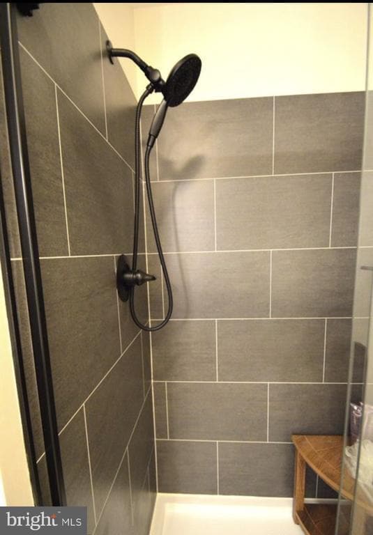 Building Photo - 138 Creekside Ct