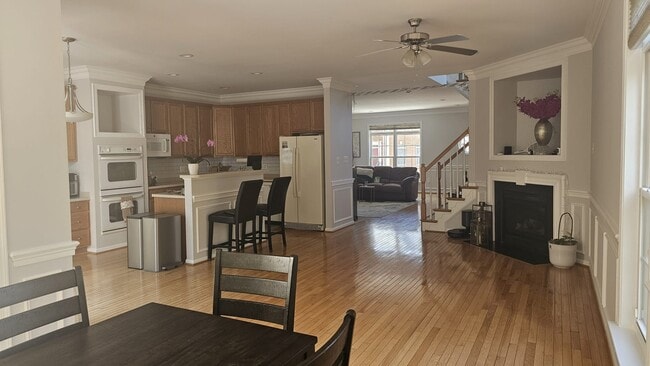 Building Photo - 7334 Hampton Manor Pl