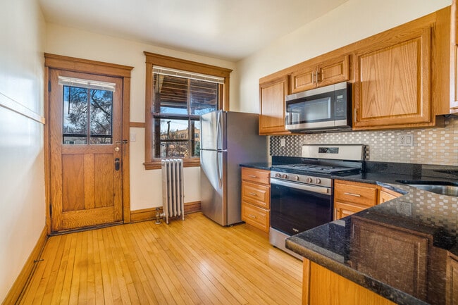 Building Photo - 2953 W Belden Ave