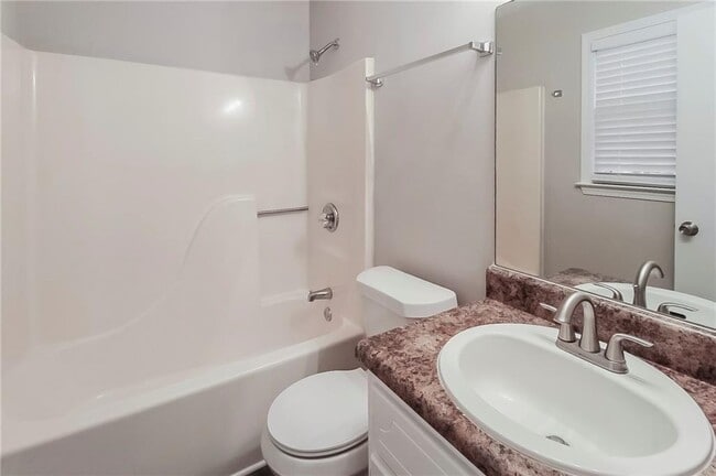 Building Photo - 1502 Sugarplum Pl SW