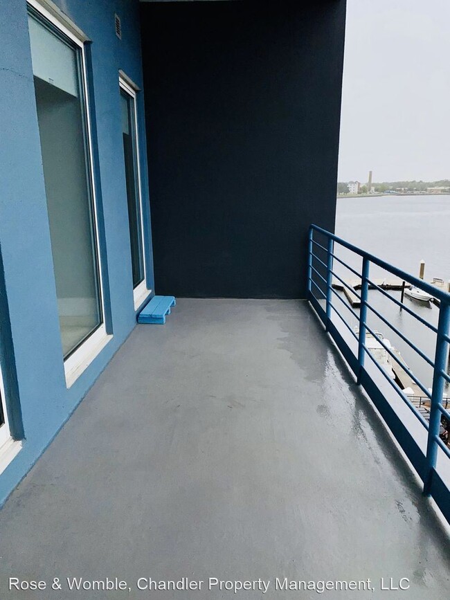 Building Photo - 1 br, 1 bath House - 40 Rader St #411